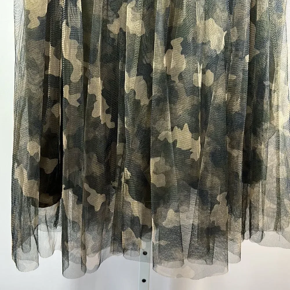 MOLLY BRACKEN Women's Camo Tulle High Rise Midi Skirt Green One Size